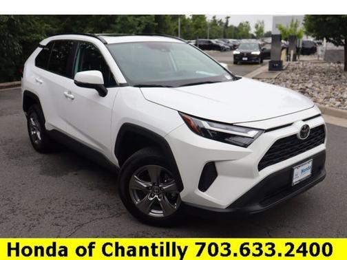 2023 Toyota RAV4 XLE