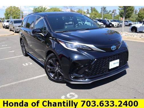 2021 Toyota Sienna XSE 7 Passenger