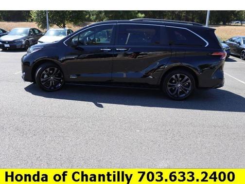 2021 Toyota Sienna XSE 7 Passenger