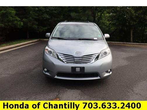 2011 Toyota Sienna XLE