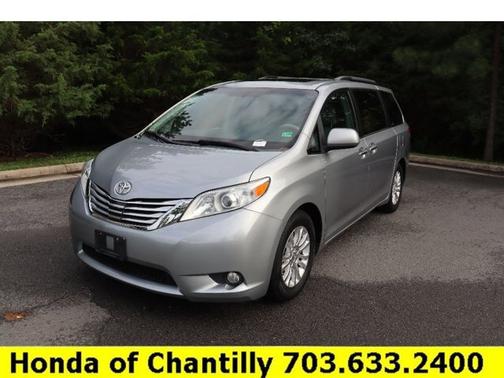 2011 Toyota Sienna XLE