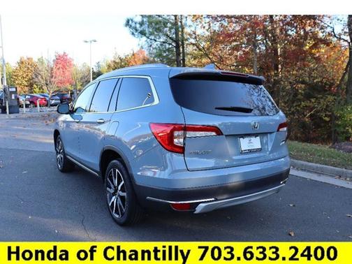 2022 Honda Pilot Touring 7-Passenger