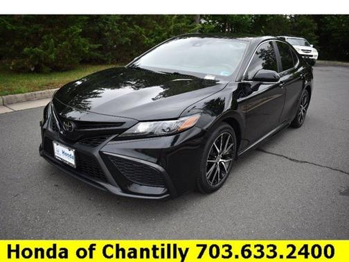 Midnight Black Metallic 2023 Toyota Camry SE