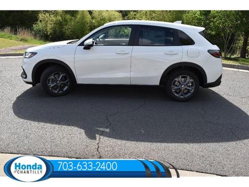 Platinum White Pearl 2027 Honda HR-V LX