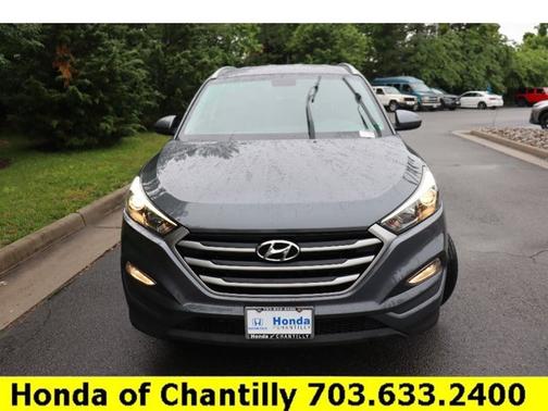 2017 Hyundai TUCSON SE