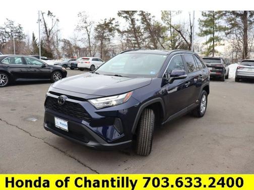 2025 Toyota RAV4 Hybrid XLE