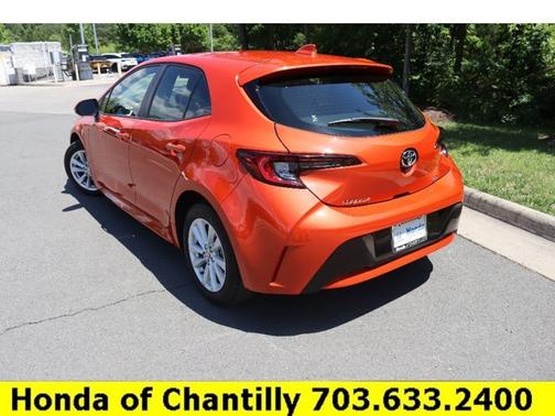 2025 Toyota Corolla Hatchback SE