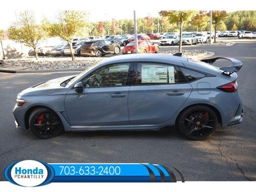 2025 Honda Civic Type R w/ BSI