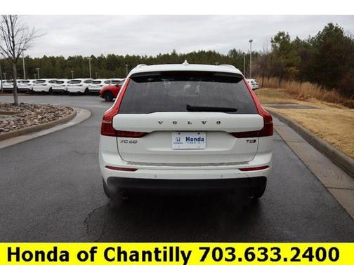 2021 Volvo XC60 Momentum