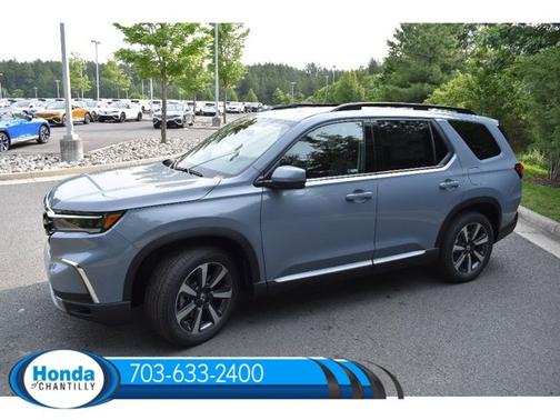 2025 Honda Pilot Touring