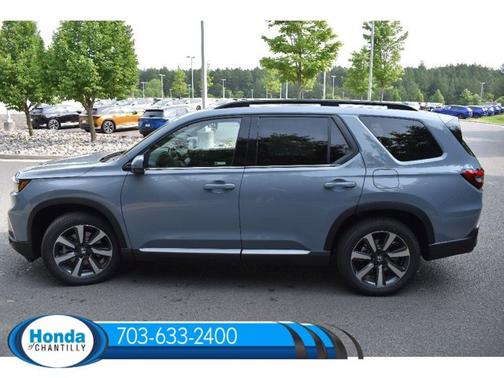 2025 Honda Pilot Touring