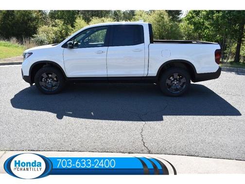 Platinum White Pearl 2026 Honda Ridgeline TrailSport