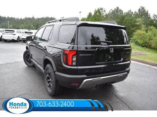 Crystal Black Pearl 2026 Honda Passport TrailSport Elite