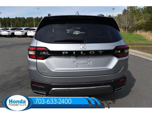 Solar Silver Metallic 2026 Honda Pilot Touring