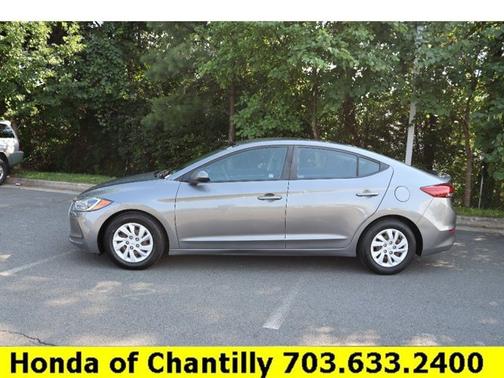 2018 Hyundai ELANTRA SE