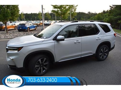 2025 Honda Pilot Touring