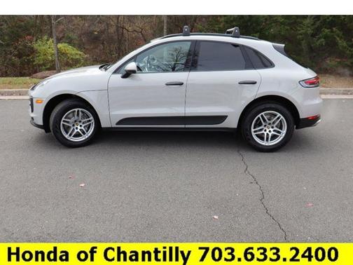 2021 Porsche Macan Base