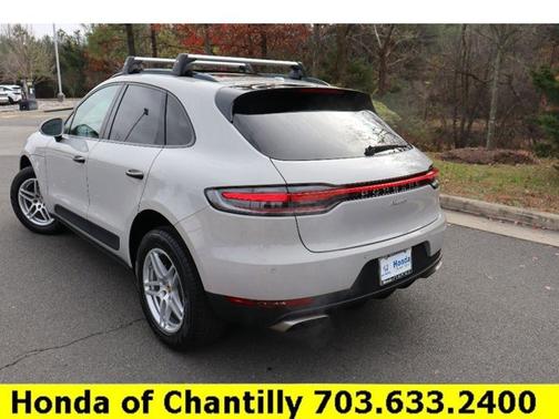 2021 Porsche Macan Base