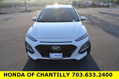 Photo 3 of 32 of 2018 Hyundai Kona SEL