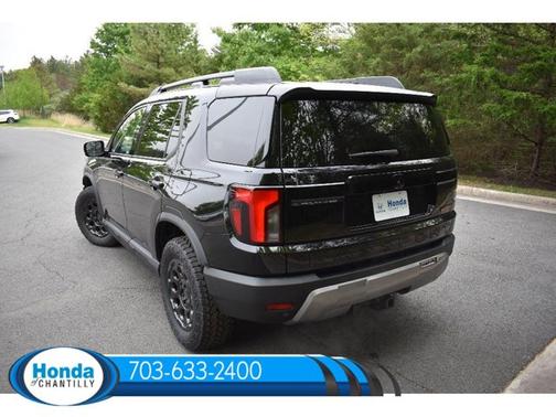 Crystal Black Pearl 2026 Honda Passport TrailSport Elite Blackout