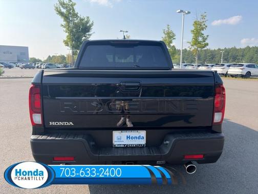 Crystal Black Pearl 2026 Honda Ridgeline RTL