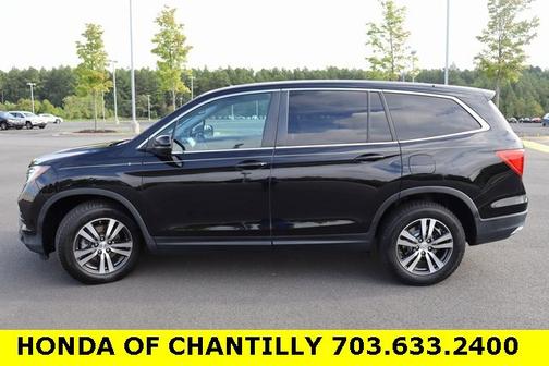 Photo 5 of 32 of 2016 Honda Pilot EX-L