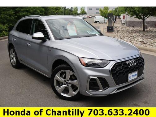 2022 Audi Q5 S line Premium Plus