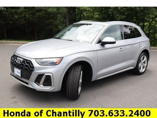 2022 Audi Q5 S line Premium Plus