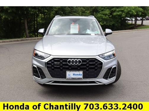 2022 Audi Q5 S line Premium Plus