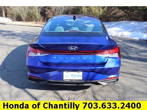 2021 Hyundai ELANTRA SEL