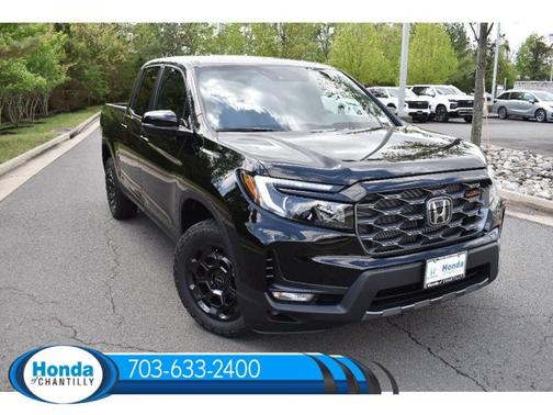 Crystal Black Pearl 2026 Honda Ridgeline TrailSport+