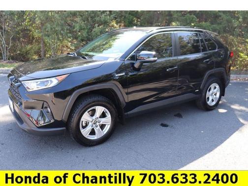 2020 Toyota RAV4 Hybrid XLE