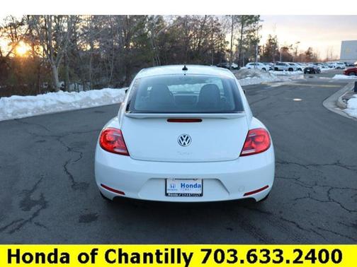 2016 Volkswagen Beetle 1.8T SE