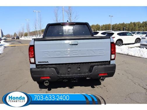 Sonic Gray Pearl 2026 Honda Ridgeline Black Edition Two-Tone