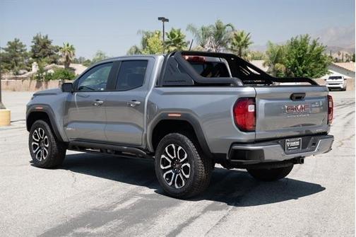2025 GMC Canyon AT4
