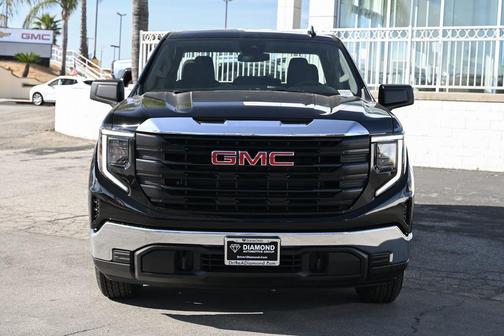 Onyx Black 2026 GMC Sierra 1500 Pro