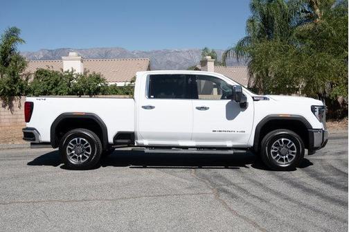 2025 GMC Sierra 2500 SLT