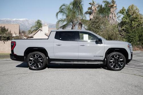 2024 GMC Sierra EV Denali
