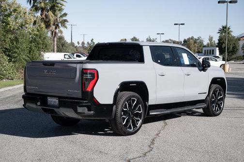 2024 GMC Sierra EV Denali