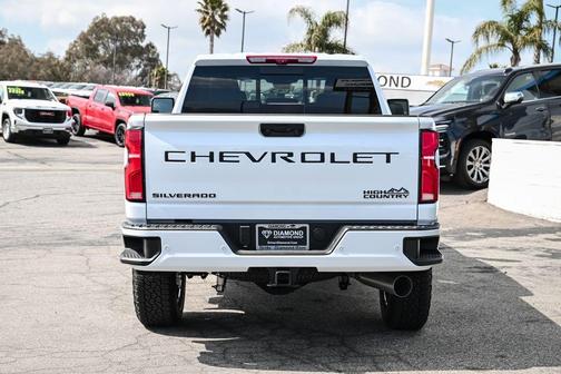 Polar White 2026 Chevrolet Silverado 2500 High Country