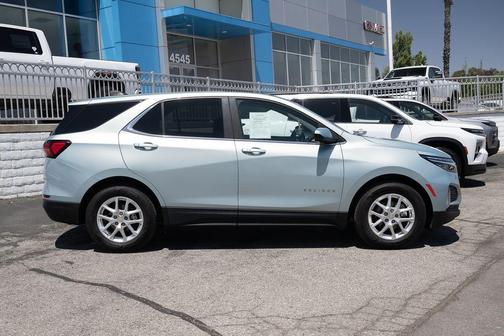 Seaglass Blue Metallic 2022 Chevrolet Equinox 1LT