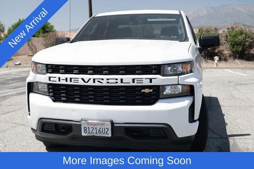 Summit White 2019 Chevrolet Silverado 1500 Custom