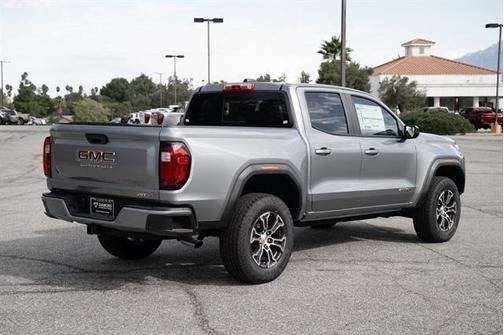 2025 GMC Canyon AT4