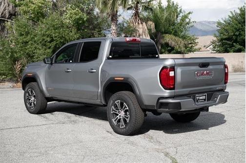 2025 GMC Canyon AT4