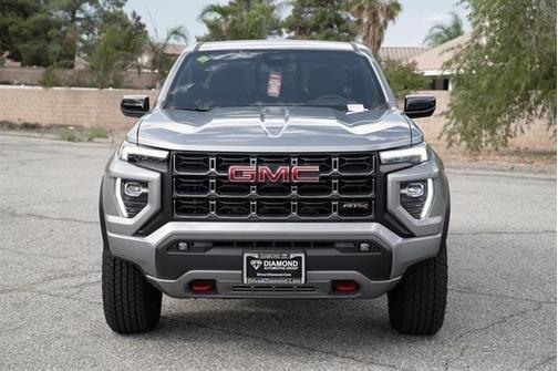 2025 GMC Canyon AT4