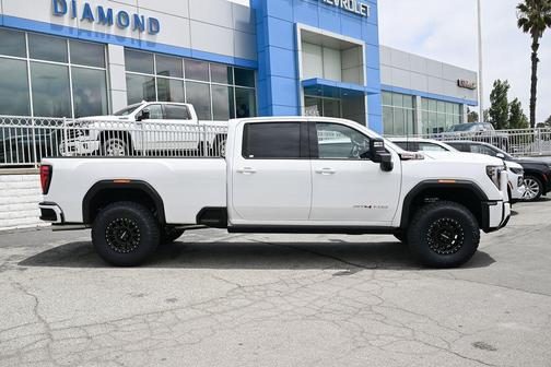 Summit White 2026 GMC Sierra 3500 AT4