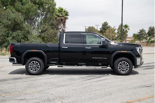 2025 GMC Sierra 2500 SLT