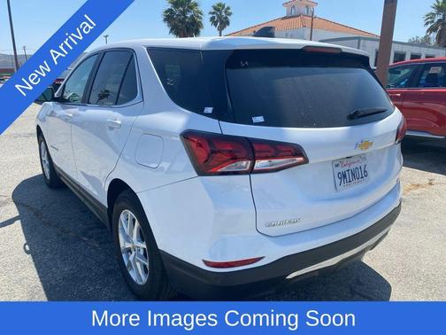 Summit White 2024 Chevrolet Equinox LT