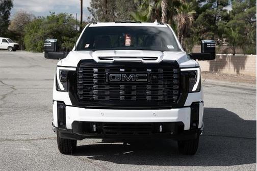 2025 GMC Sierra 3500 Denali Ultimate