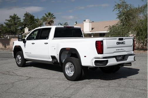 2025 GMC Sierra 3500 Denali Ultimate